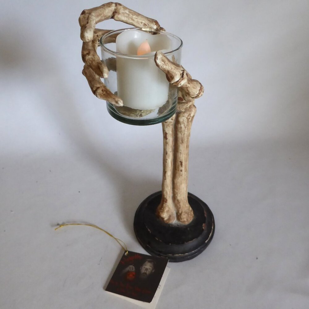NEW RETIRED 10” BETHANY LOWE HALLOWEEN SKELETON ARM CANDLE HOLDER RESIN FIGURE